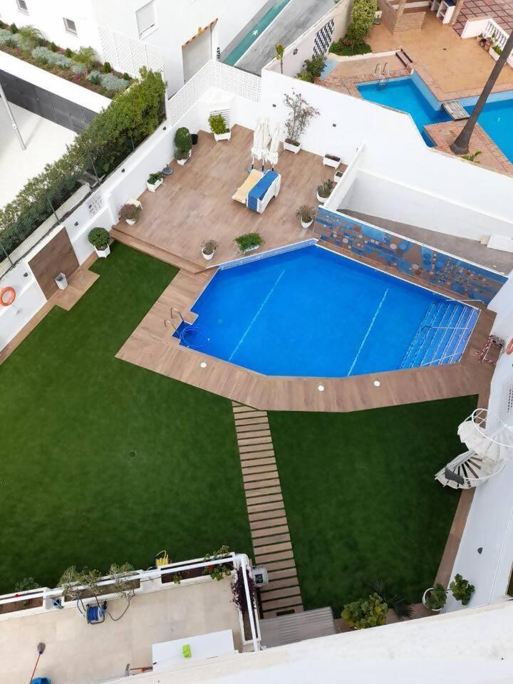 Palm Beach Marbella Apartamento ภายนอก รูปภาพ