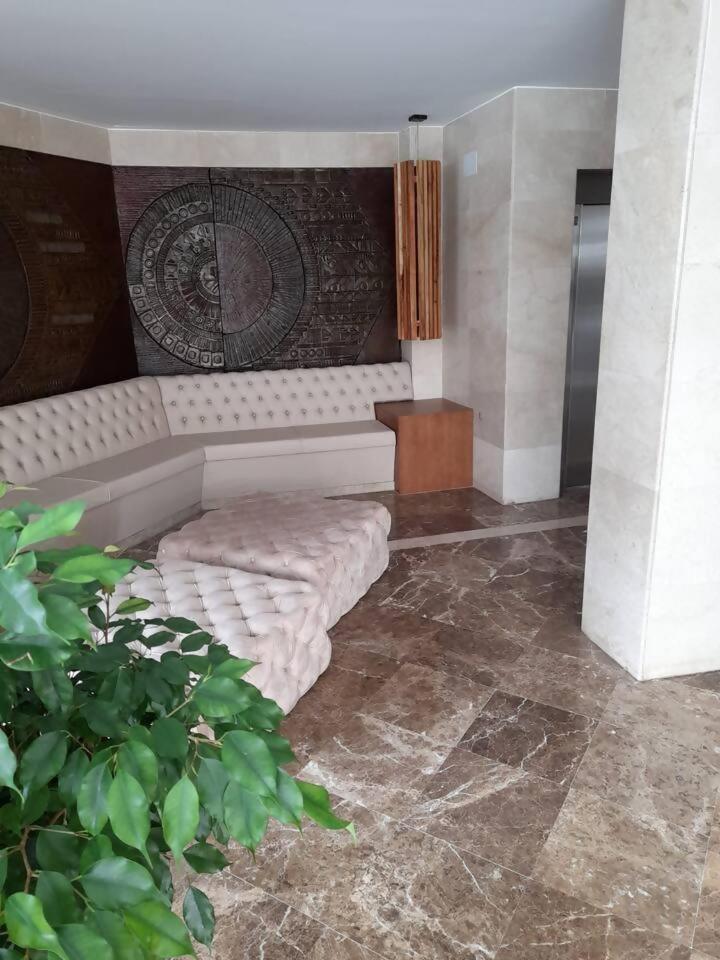 Palm Beach Marbella Apartamento ภายนอก รูปภาพ