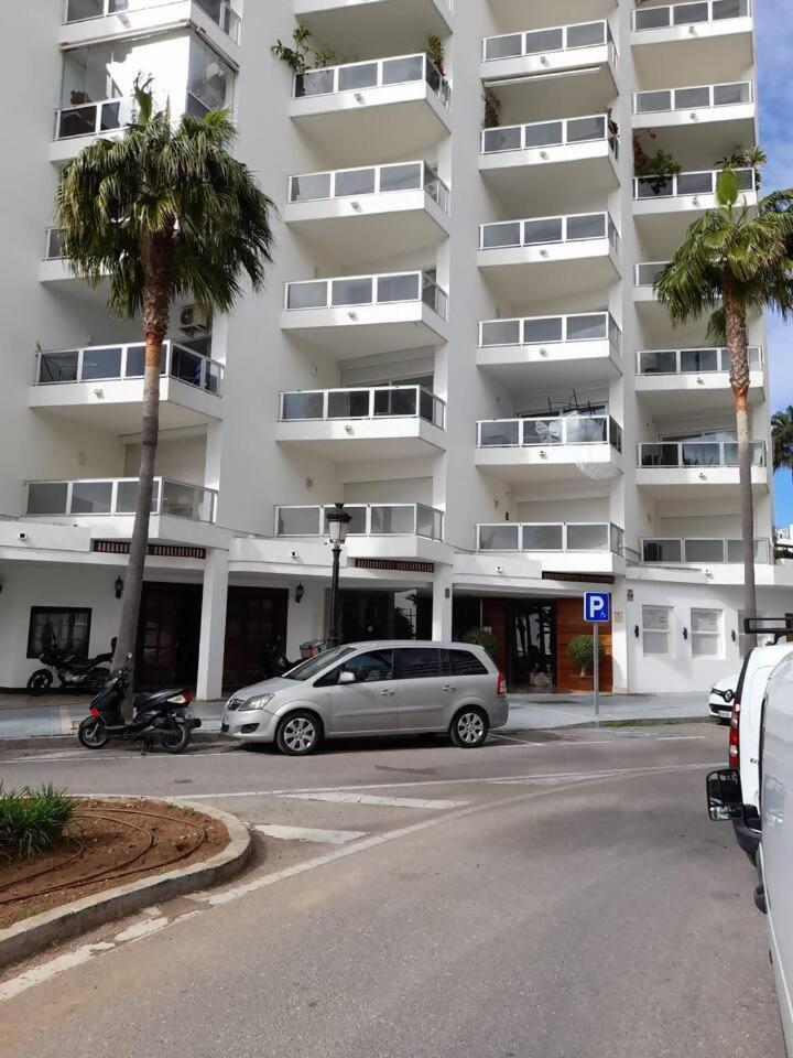Palm Beach Marbella Apartamento ภายนอก รูปภาพ
