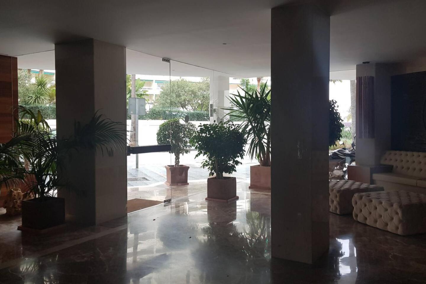 Palm Beach Marbella Apartamento ภายนอก รูปภาพ