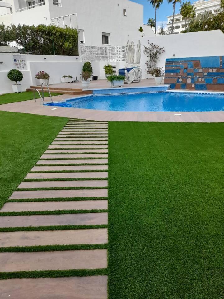 Palm Beach Marbella Apartamento ภายนอก รูปภาพ