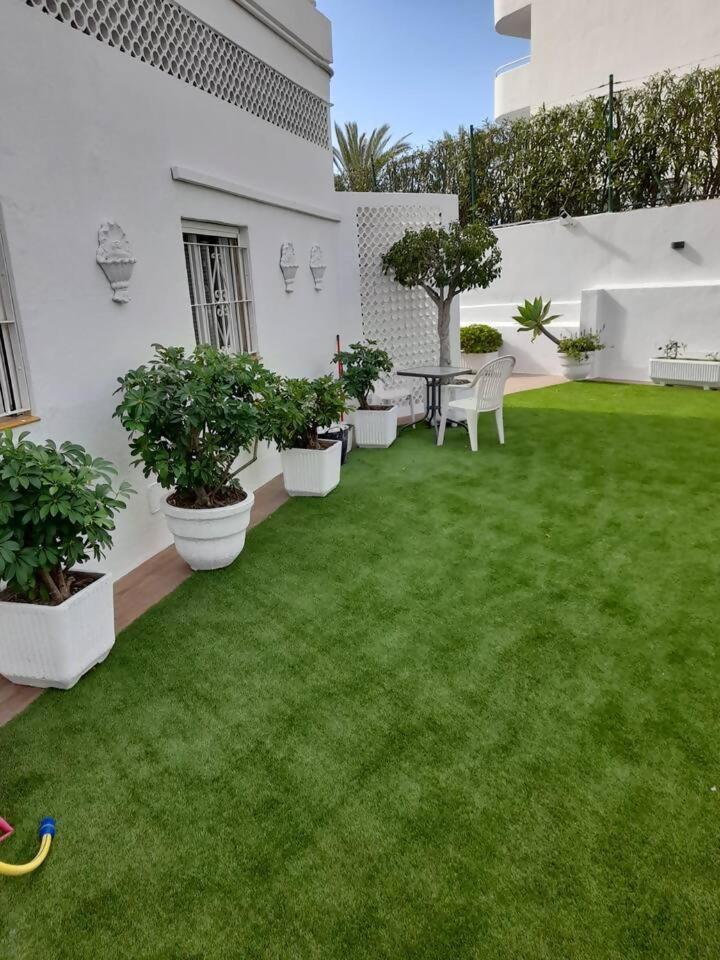 Palm Beach Marbella Apartamento ภายนอก รูปภาพ